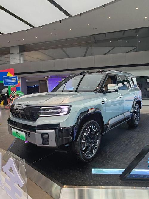 佛山247比亚迪方程豹硬派越野的爆款，英菲尼迪35周年与你共成长